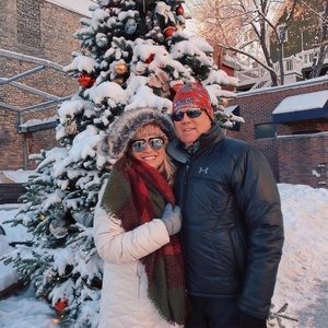 Meet your Posher, Cynthia